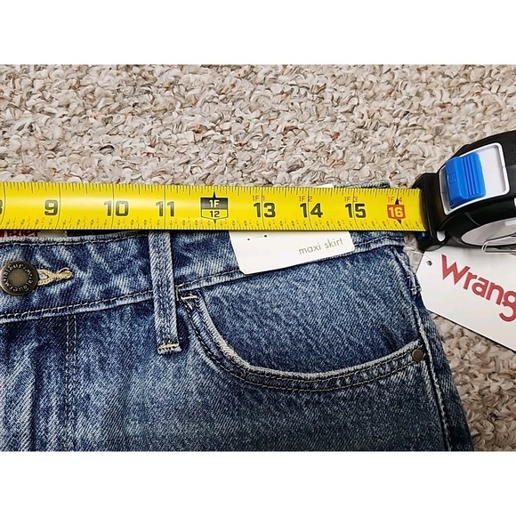 Wrangler Denim Maxi Skirt Size 6 Raw Hem Front Split NWT - Picture 7 of 15